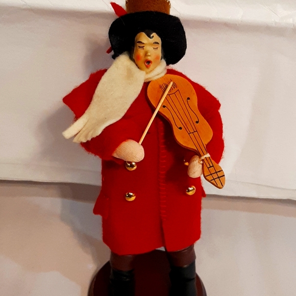 Dickens "FOUR SISTERS DOLLS" - Picture 1 of 4